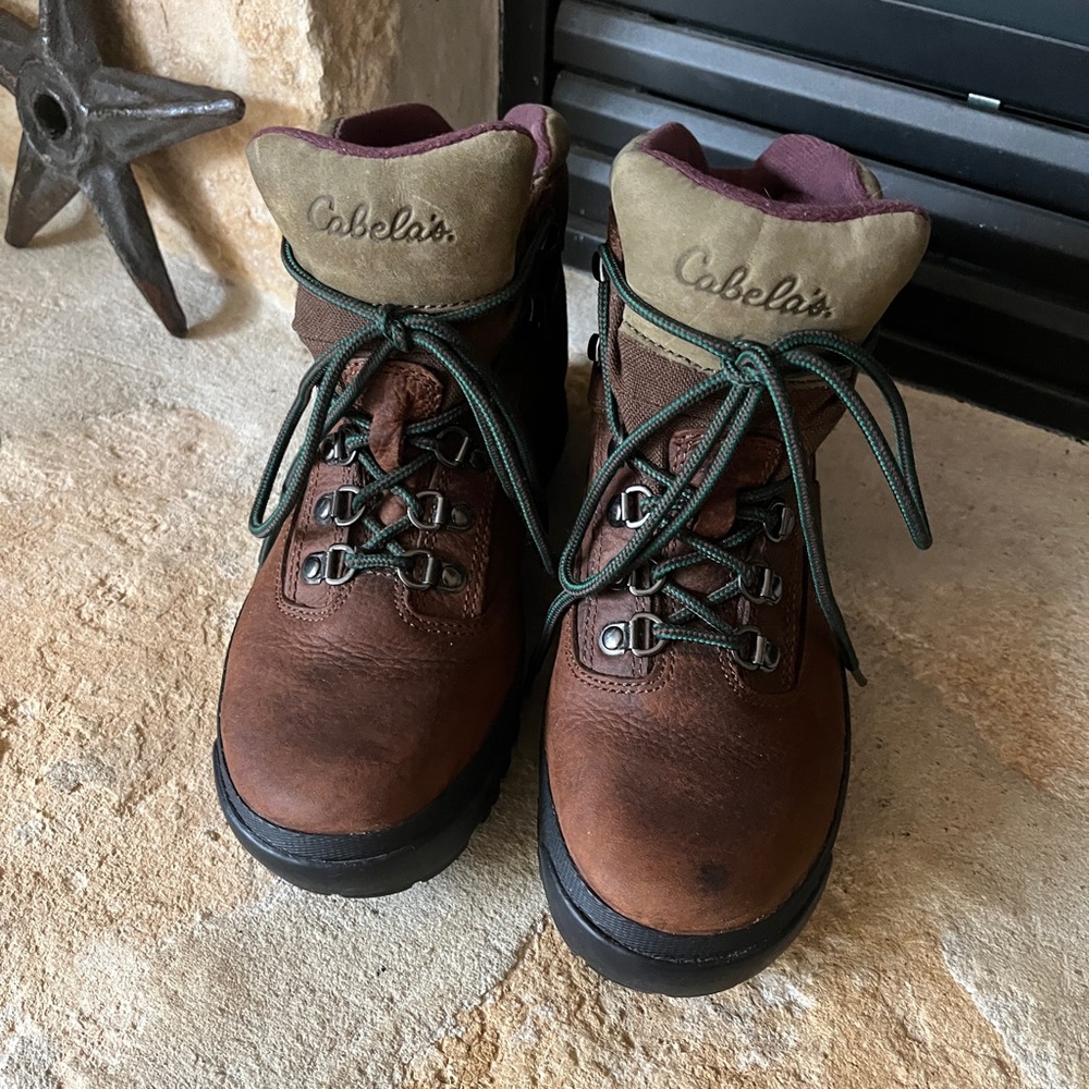 Cabela’s “Rimrock” Leather & Gore-Tex Hiking Hunting Boots, Women’s 8 B